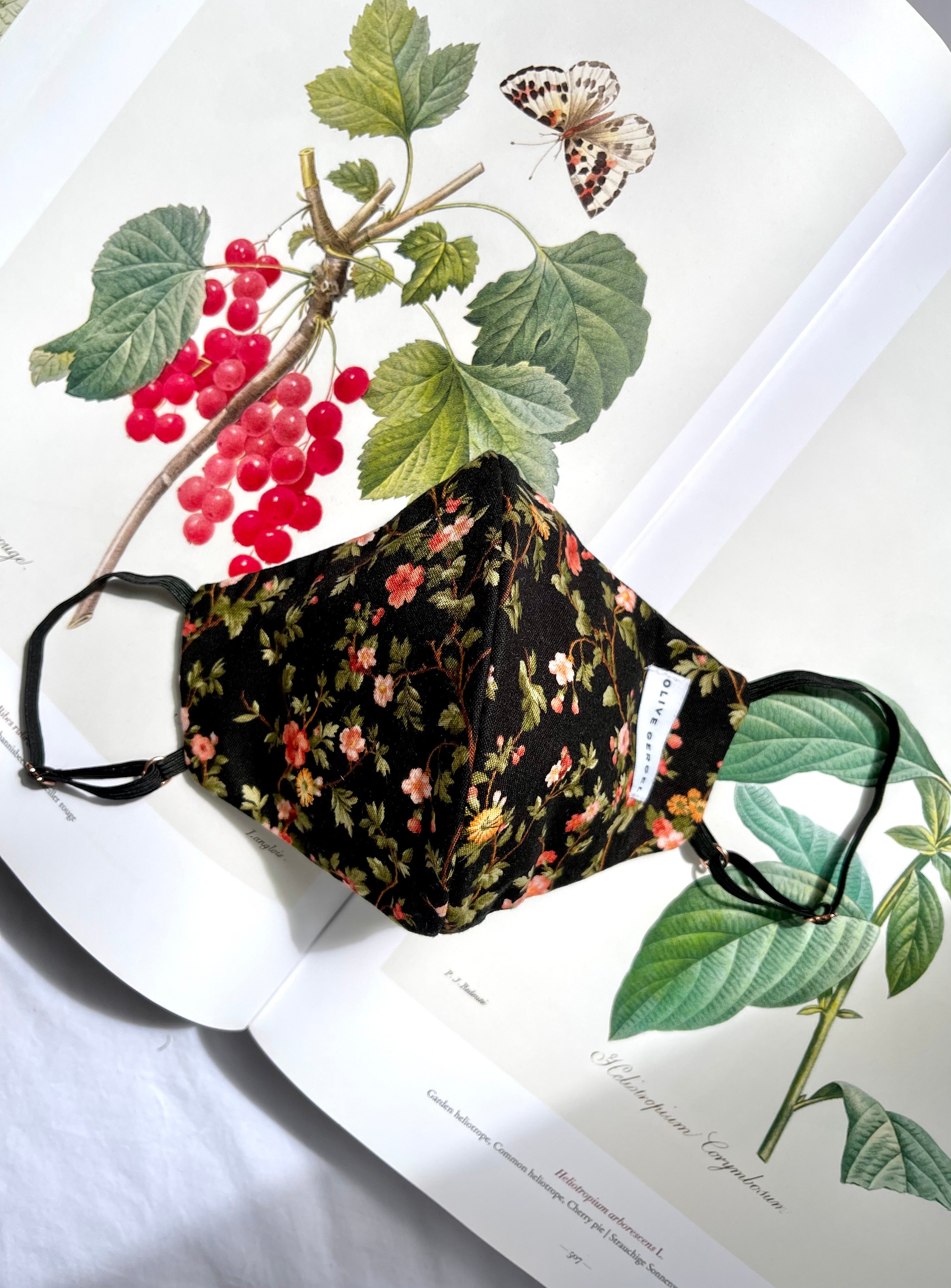 Secret Garden 🪴 Cotton Mask